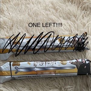 *1 LEFT* HARRY POTTER MYSTERY WAND PROFESSOR ED.